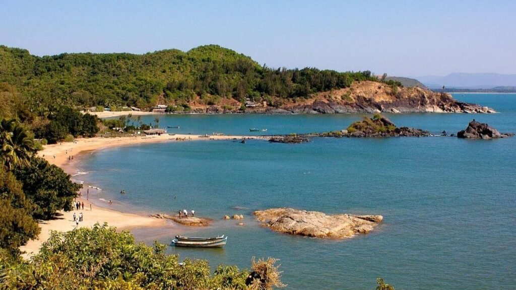 Om Beach- Gokarna Places to Visit for Couples